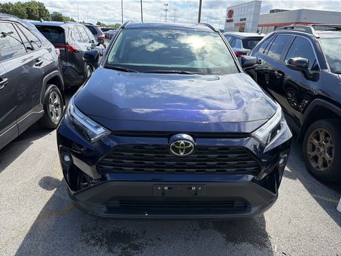 Used 2023 Toyota RAV4 XLE Premium AWD/4WD image 3