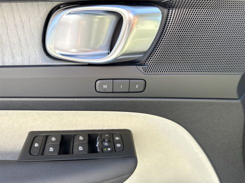 New 2026 Volvo XC40 B5 Plus w/ Protection Package Premier image 12