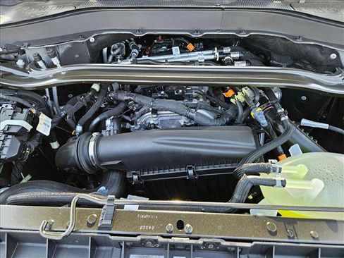 New 2025 Ford Explorer ST-Line image 17