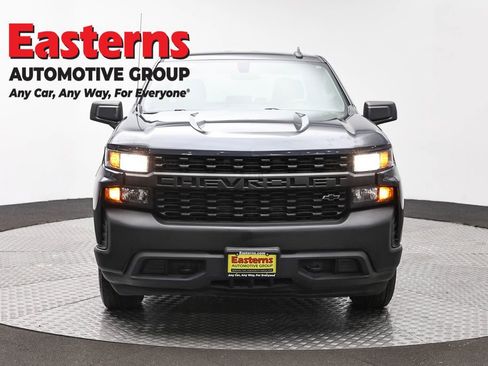 Used 2021 Chevrolet Silverado 1500 W/T w/ WT Value Package AWD/4WD image 2