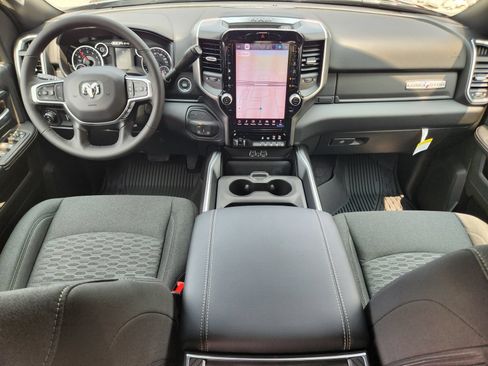 New 2026 RAM 2500 Lone Star AWD/4WD image 24