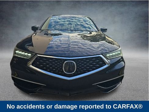 Used 2020 Acura TLX image 2
