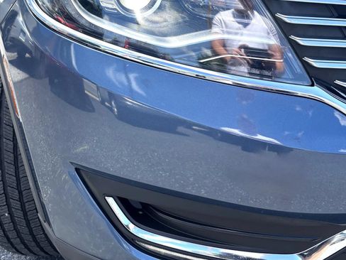 Used 2018 Lincoln MKX Select w/ Select Plus Package AWD/4WD image 7