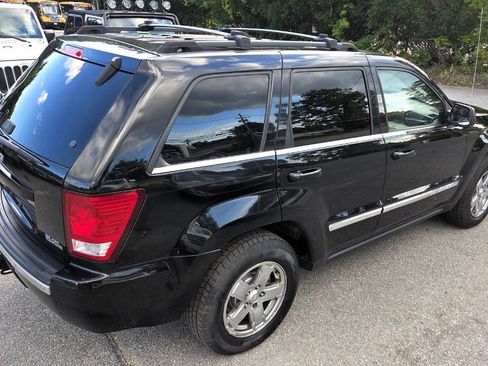 Used 2007 Jeep Grand Cherokee Limited AWD/4WD image 13