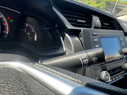 Used 2018 Honda Civic LX image 10