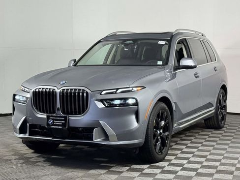 Used 2024 BMW X7 xDrive40i w/ Climate Comfort Package image 7