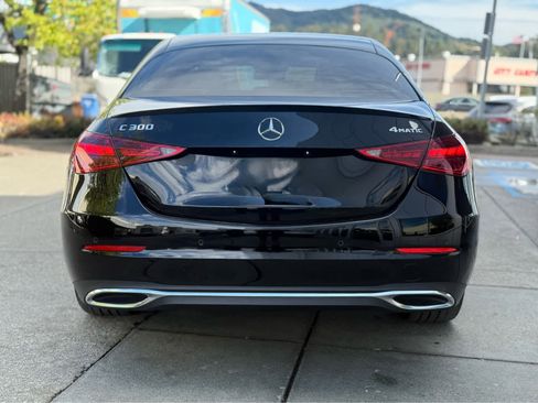 Used 2024 Mercedes-Benz C 300 4MATIC Sedan image 3