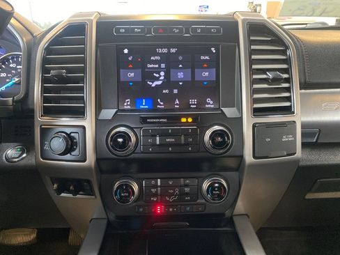 Certified 2019 Ford F350 Platinum w/ Platinum Ultimate Package image 27
