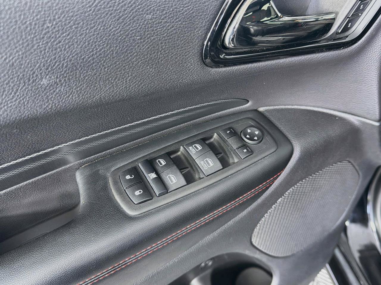 Used 2025 Dodge Durango GT AWD/4WD image 20