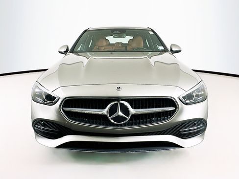 Used 2023 Mercedes-Benz C 300 Sedan image 2