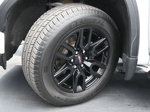 Used 2022 GMC Sierra 1500 Elevation w/ LPO, Elevation Black Package image 20