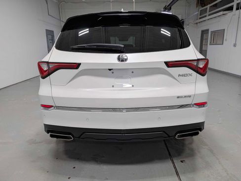 Certified 2023 Acura MDX SH-AWD w/ Technology Package image 9