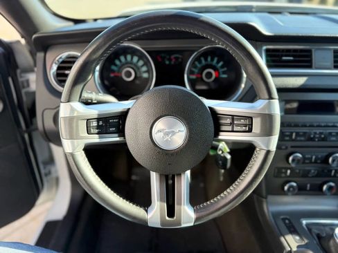 Used 2013 Ford Mustang GT w/ GT Track Pkg image 15