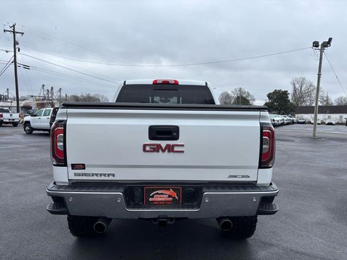 Used 2017 GMC Sierra 1500 SLT w/ SLT Premium Package AWD/4WD image 6