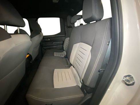 Used 2024 Toyota Tacoma TRD Off-Road image 13