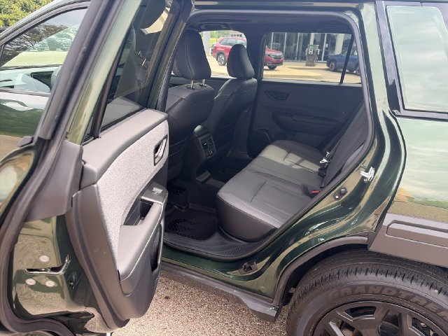 Certified 2026 Subaru Outback Limited AWD/4WD image 12