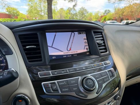 Used 2019 INFINITI QX60 Luxe w/ Essential Package FWD image 20
