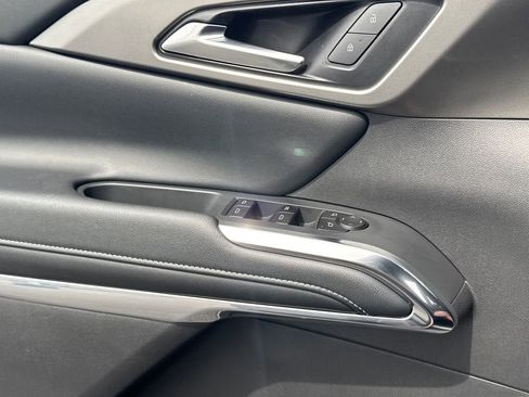 Used 2026 Chevrolet Traverse LT image 20