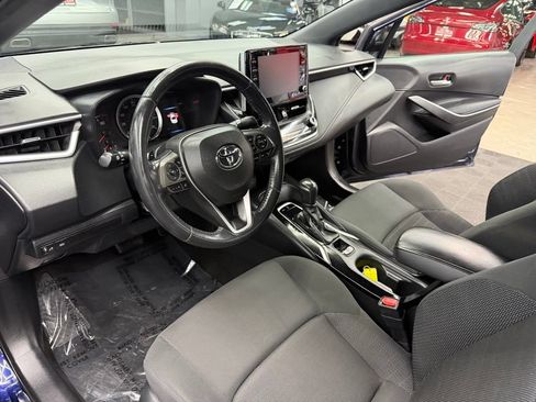 Used 2020 Toyota Corolla SE w/ SE Premium Package FWD image 34