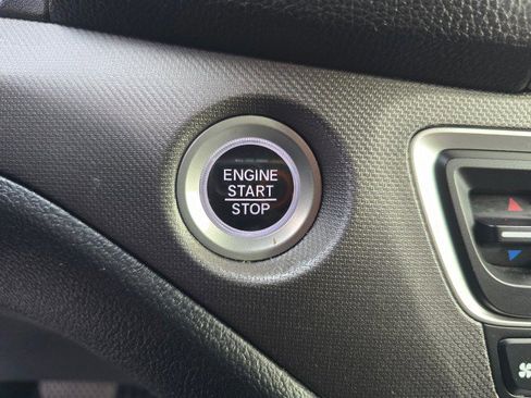 Used 2021 Honda Ridgeline Sport image 33