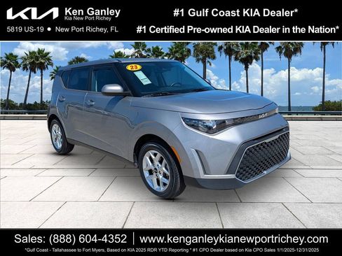 Certified 2023 Kia Soul S FWD image 1