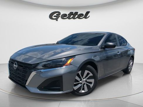 Used 2024 Nissan Altima 2.5 S FWD image 1
