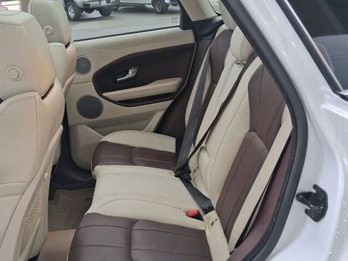 Used 2018 Land Rover Range Rover Evoque Autobiography image 24