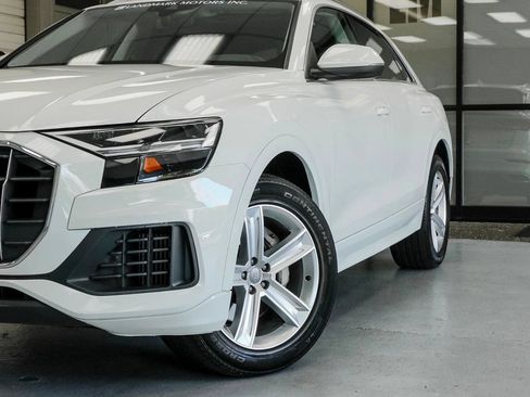 Used 2020 Audi Q8 Premium AWD/4WD image 12