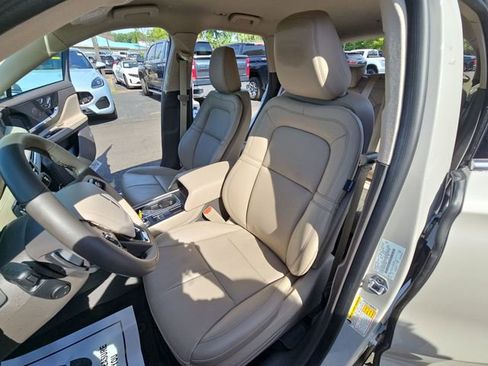Used 2024 Lincoln Corsair AWD w/ Equipment Group 101A image 21