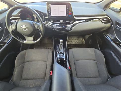 Used 2019 Toyota C-HR XLE image 14