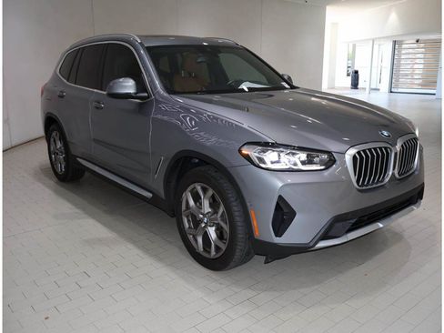 Certified 2024 BMW X3 xDrive30i w/ Convenience Package w/ZPA AWD/4WD image 8