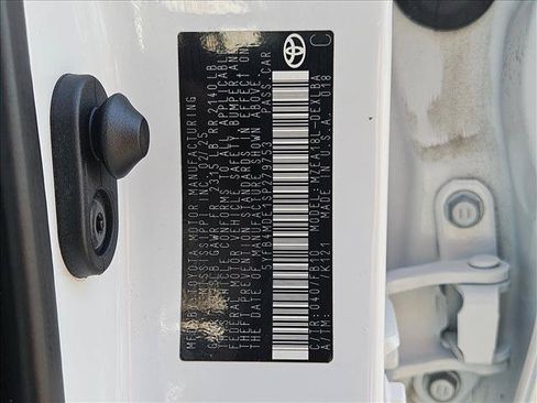 Used 2025 Toyota Corolla LE FWD image 23