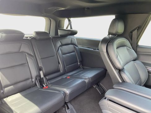 Used 2025 Lincoln Navigator L Reserve w/ Jet Appearance Package AWD/4WD image 18