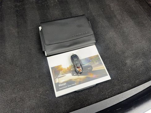 Used 2018 Porsche Macan image 79