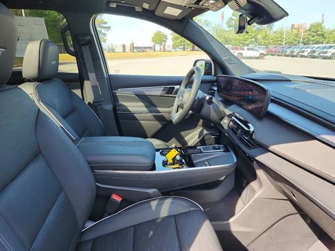 New 2026 Buick Enclave Sport Touring w/ Power Package AWD/4WD image 7