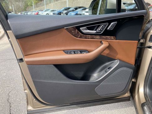 Used 2018 Audi Q7 3.0T Premium image 10