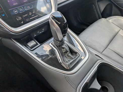 Used 2021 Subaru Outback Limited AWD/4WD image 22