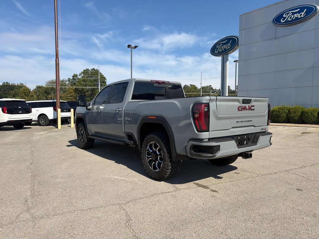 Used 2024 GMC Sierra 2500 AT4 w/ AT4 Premium Plus Package AWD/4WD image 3