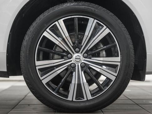 Used 2022 Volvo XC60 B5 Inscription w/ Climate Package image 16