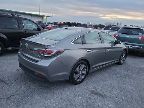 Used 2017 Hyundai Sonata Plug-In Hybrid image 6