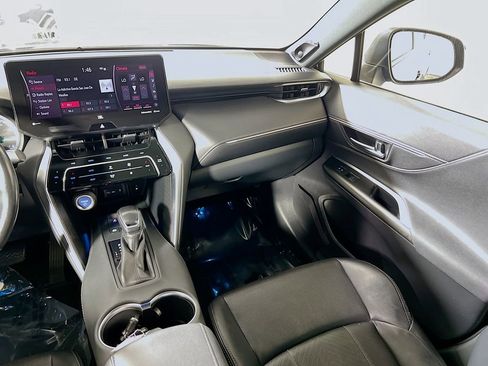 Certified 2021 Toyota Venza Limited w/ Advanced Technology Package AWD/4WD image 21