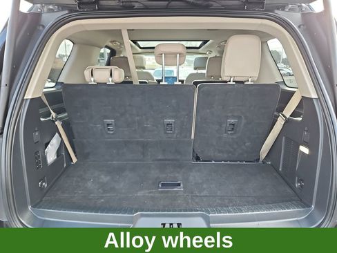 Used 2023 Ford Expedition Limited image 31