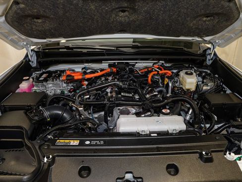 Used 2025 Toyota 4Runner TRD Off-Road image 21