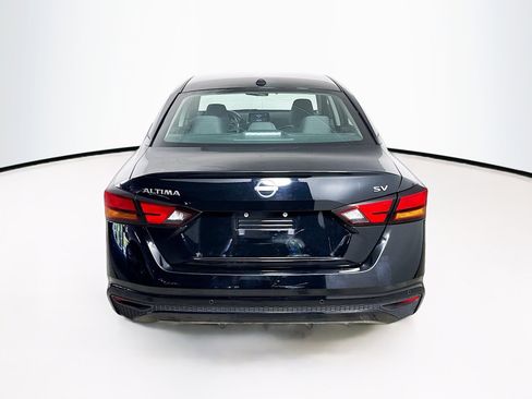 Used 2024 Nissan Altima 2.5 SV FWD image 29