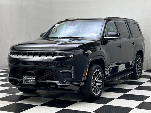 New 2026 Jeep Grand Wagoneer 4WD image 4