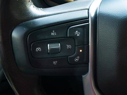 Used 2021 GMC Yukon SLT w/ SLT Luxury Package image 15