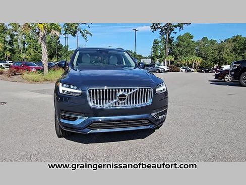 Used 2024 Volvo XC90 T8 Plus w/ Protection Package Premier image 18