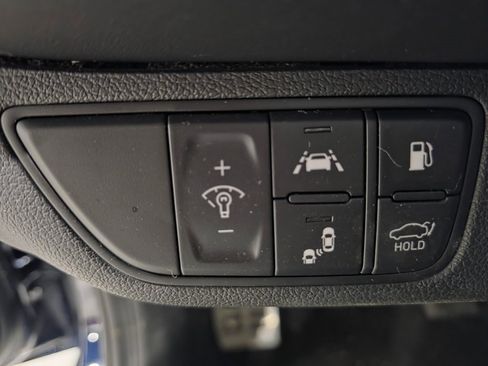 Used 2021 Genesis G70 3.3T w/ Sport Package image 36