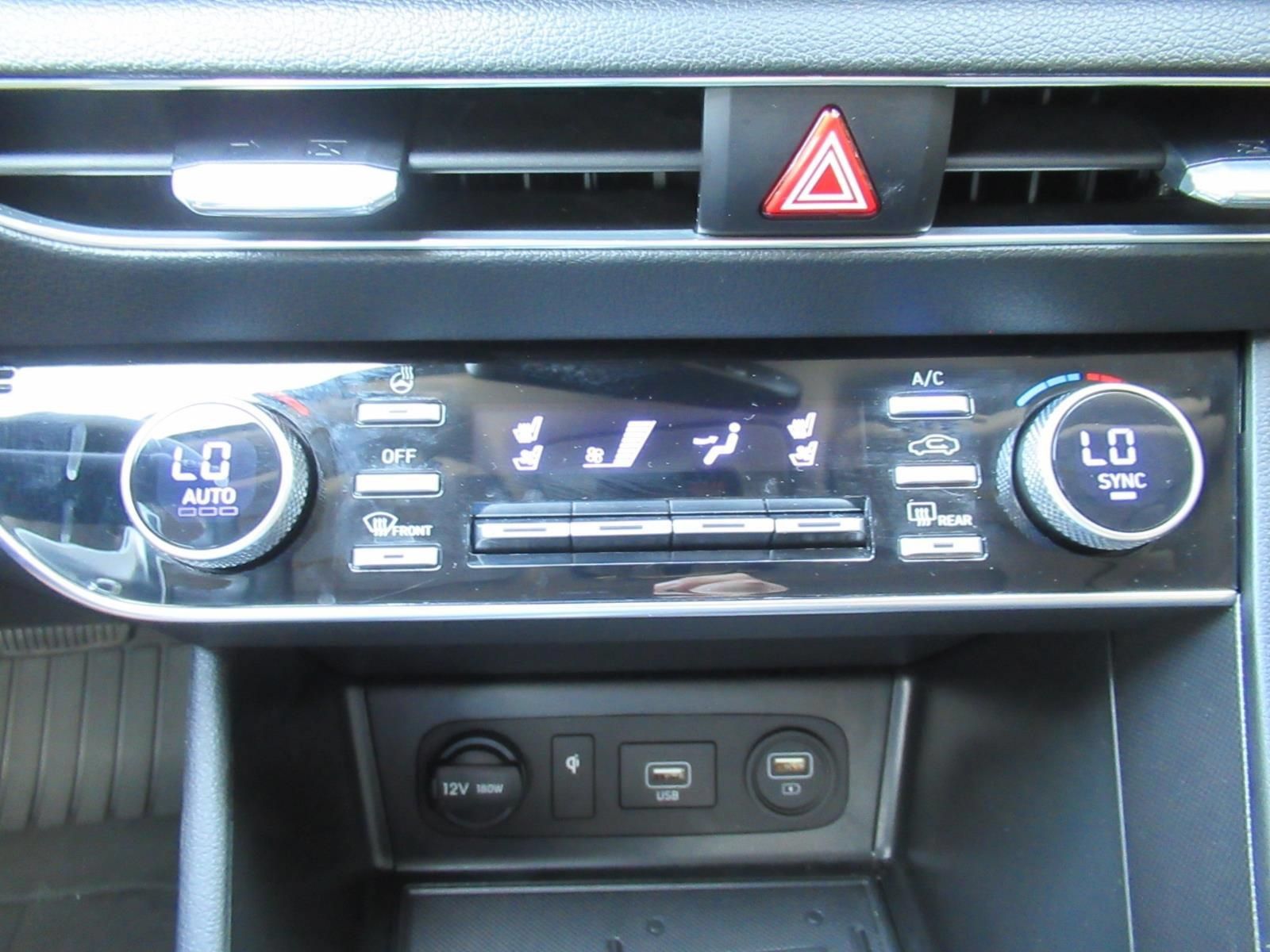 Used 2022 Hyundai Sonata Limited FWD image 29