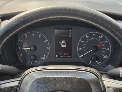 Used 2025 Toyota Corolla LE FWD image 16